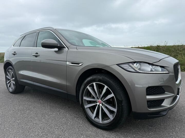 Jaguar F-PACE 2.0 D180 Portfolio Auto AWD Euro 6 (s/s) 5dr