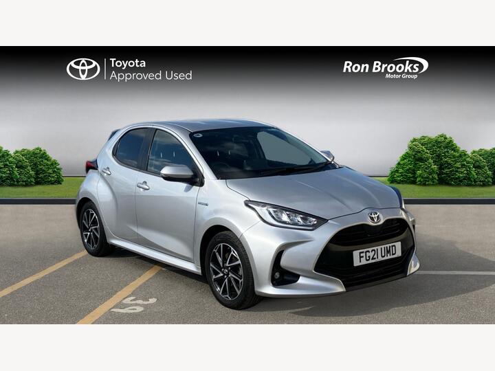 Toyota Yaris 1.5 VVT-h Design E-CVT Euro 6 (s/s) 5dr