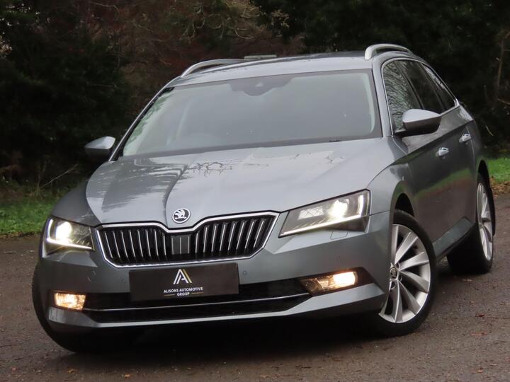 Skoda Superb 1.5 TSI ACT SE L Executive DSG Euro 6 (s/s) 5dr Skoda Superb 1.5 TSI ACT SE L Executive DSG Euro 6 (s/s) 5dr