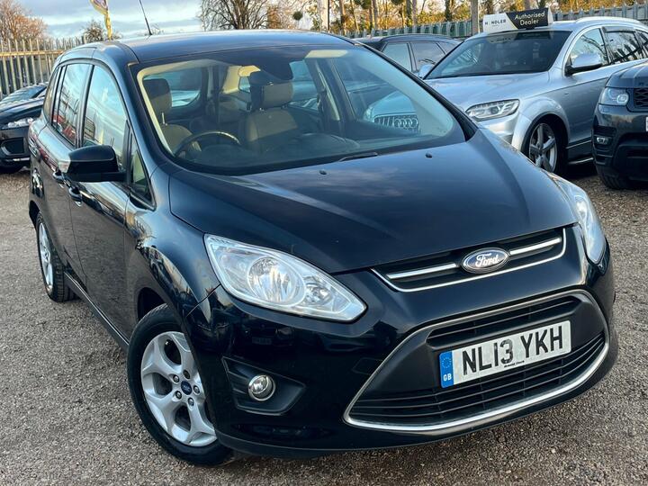 Ford Grand C-Max 2.0 TDCi Zetec Euro 5 5dr Ford Grand C-Max 2.0 TDCi Zetec Euro 5 5dr