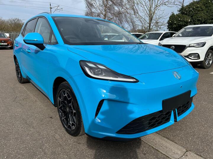 MG MG4 Urban 53.9kWh Premium Long Range Auto 5dr