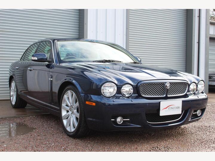 Jaguar XJ 6 3.0 V6 Executive (X358)