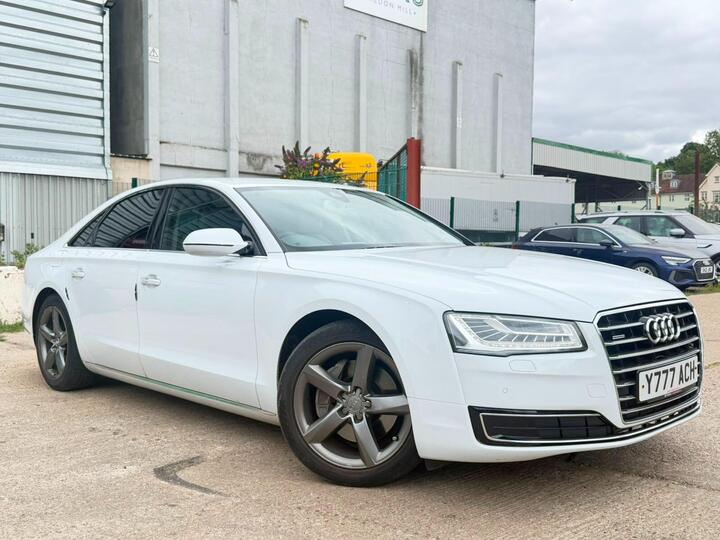Audi A8 3.0 TDI V6 SE Executive Tiptronic Quattro Euro 6 (s/s) 4dr