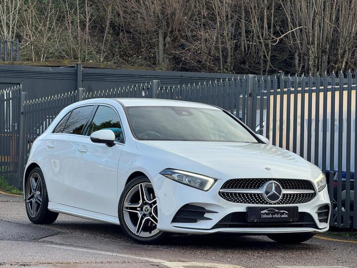 Mercedes-Benz A Class 1.3 A180 AMG Line (Premium) Euro 6 (s/s) 5dr Mercedes-Benz A Class 1.3 A180 AMG Line (Premium) Euro 6 (s/s) 5dr