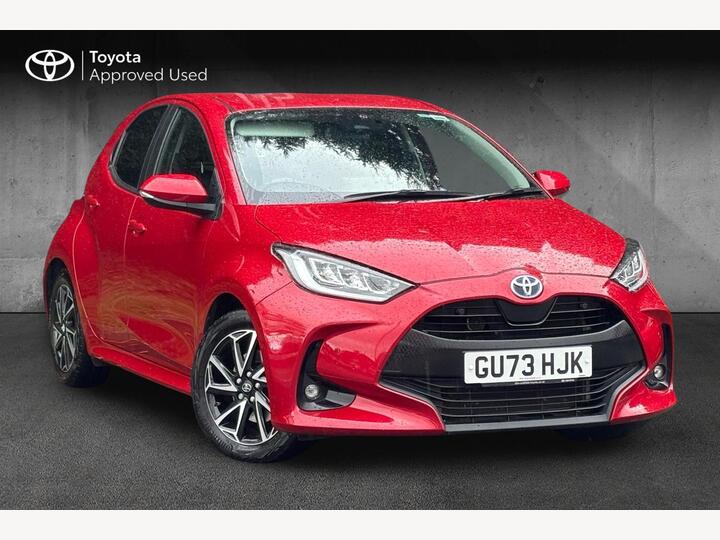 Toyota Yaris 1.5 VVT-h Design E-CVT Euro 6 (s/s) 5dr