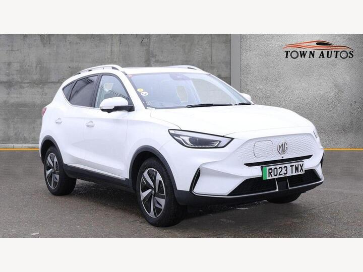 MG MG ZS 51.1kWh Trophy Auto 5dr
