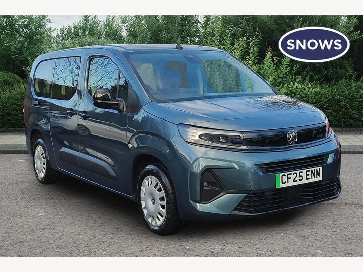 Vauxhall Combo Life Electric 52kWh Design XL MPV Auto 5dr (7.4kW Charger)