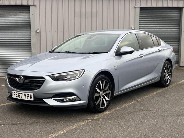 Vauxhall INSIGNIA 1.5i Turbo Elite Nav Grand Sport Euro 6 (s/s) 5dr Vauxhall INSIGNIA 1.5i Turbo Elite Nav Grand Sport Euro 6 (s/s) 5dr