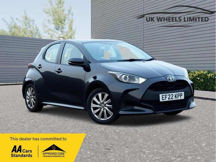 Toyota Yaris 1.5 VVT-h Icon E-CVT Euro 6 (s/s) 5dr