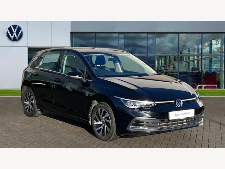 Volkswagen Golf 1.4 TSI 13kWh Style DSG Euro 6 (s/s) 5dr Volkswagen Golf 1.4 TSI 13kWh Style DSG Euro 6 (s/s) 5dr