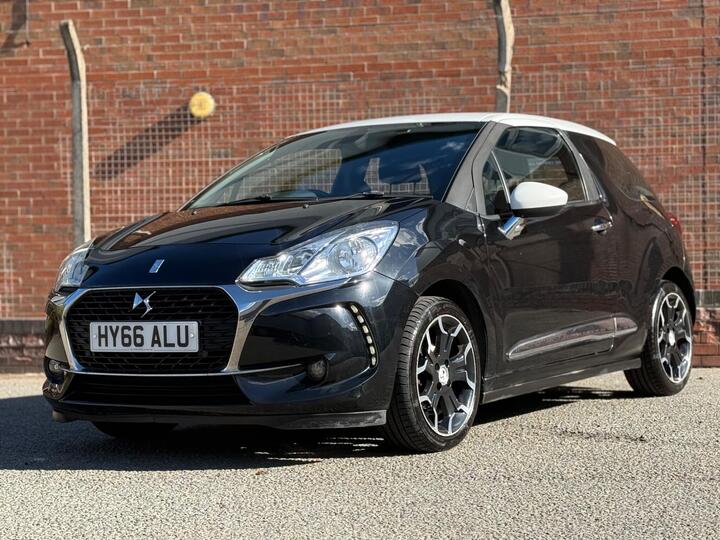 DS AUTOMOBILES DS 3 1.2 PureTech Chic Euro 6 (s/s) 3dr DS AUTOMOBILES DS 3 1.2 PureTech Chic Euro 6 (s/s) 3dr