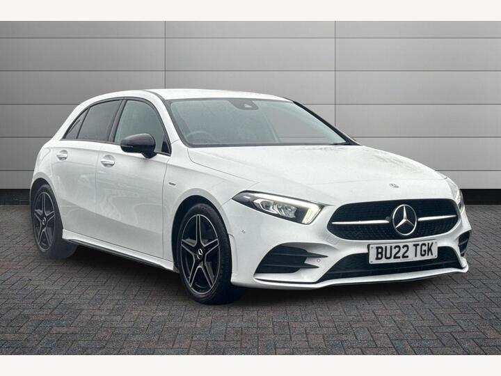 Mercedes-Benz A Class 1.3 A180 AMG Line Edition (Executive) 7G-DCT Euro 6 (s/s) 5dr Mercedes-Benz A Class 1.3 A180 AMG Line Edition (Executive) 7G-DCT Euro 6 (s/s) 5dr