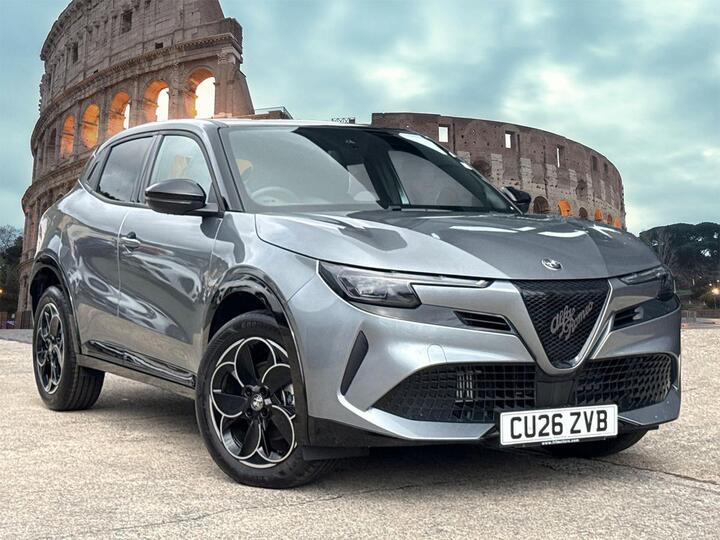 Alfa Romeo Junior 1.2 MHEV Ibrida E-DCT Euro 6 (s/s) 5dr