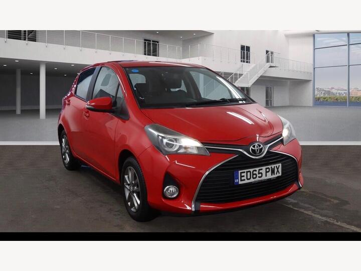 Toyota AYGO 1.0 VVT-i X-cite 4 Red Bi-Tone Euro 6 5dr
