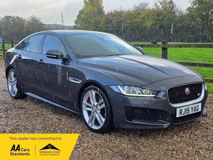 Jaguar XE 3.0 V6 S Auto Euro 6 (s/s) 4dr
