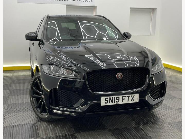 Jaguar F-PACE 2.0 D180 Chequered Flag Auto AWD Euro 6 (s/s) 5dr