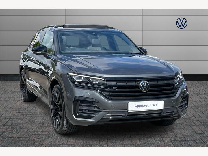 Volkswagen Touareg 3.0 TDI V6 Black Edition Tiptronic 4Motion Euro 6 (s/s) 5dr