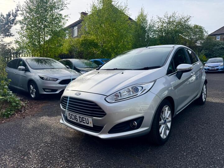 Ford Fiesta 1.0T EcoBoost Titanium Euro 6 (s/s) 5dr
