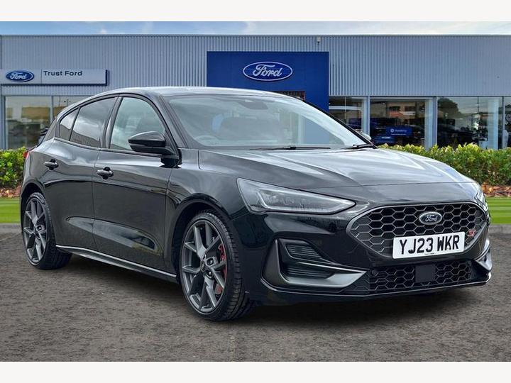 Ford FOCUS 2.3T EcoBoost ST Euro 6 (s/s) 5dr