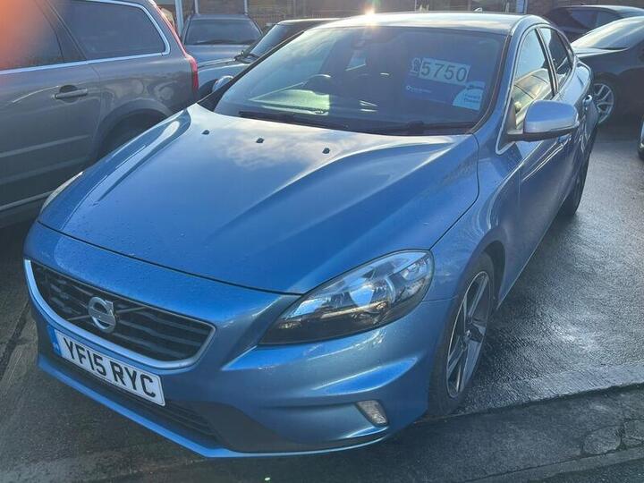 Volvo V40 2.0 T2 R-Design Euro 6 (s/s) 5dr