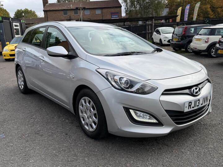 Hyundai I30 1.6 CRDi Blue Drive Classic Tourer Euro 5 (s/s) 5dr