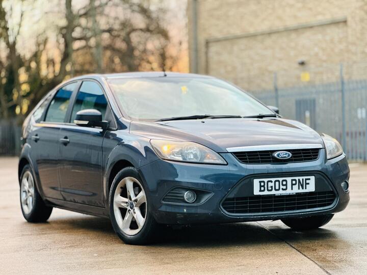 Ford Focus 1.6 Zetec 5dr