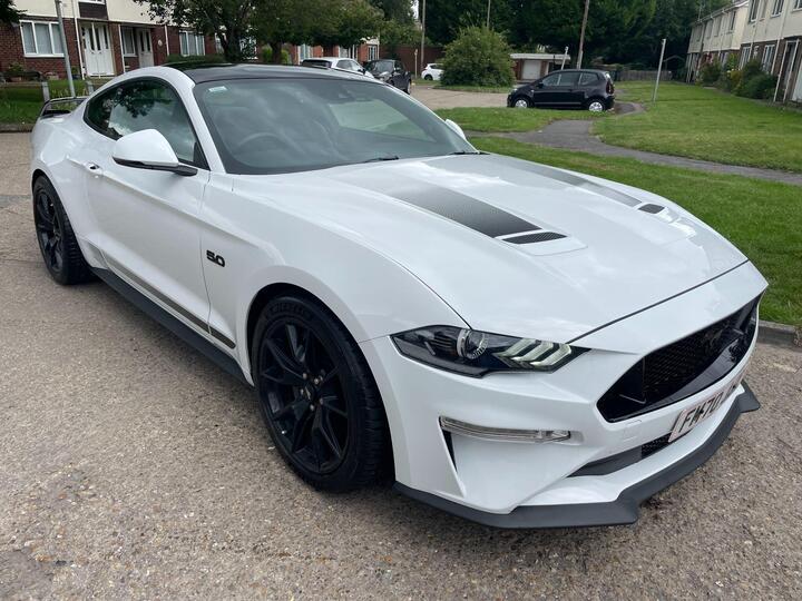Ford Mustang 5.0 V8 55 Edition Fastback SelShift Euro 6 2dr Ford Mustang 5.0 V8 55 Edition Fastback SelShift Euro 6 2dr