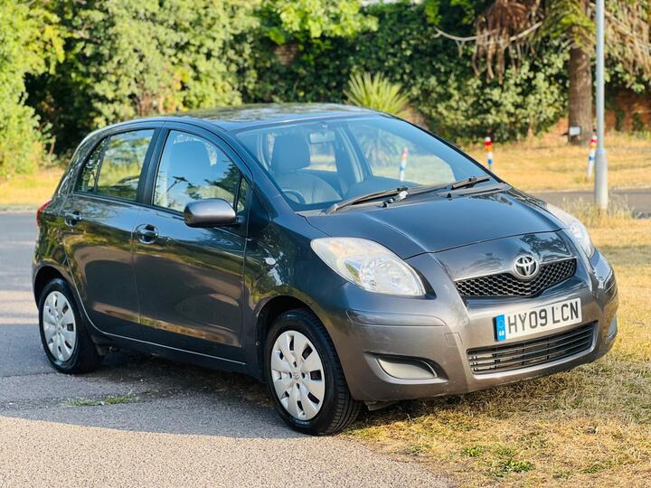 Toyota Yaris 1.33 Dual VVT-i TR Euro 4 (s/s) 5dr