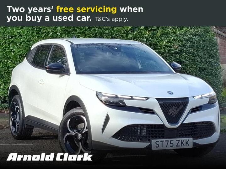 Alfa Romeo Junior 1.2 MHEV Ibrida E-DCT Euro 6 (s/s) 5dr