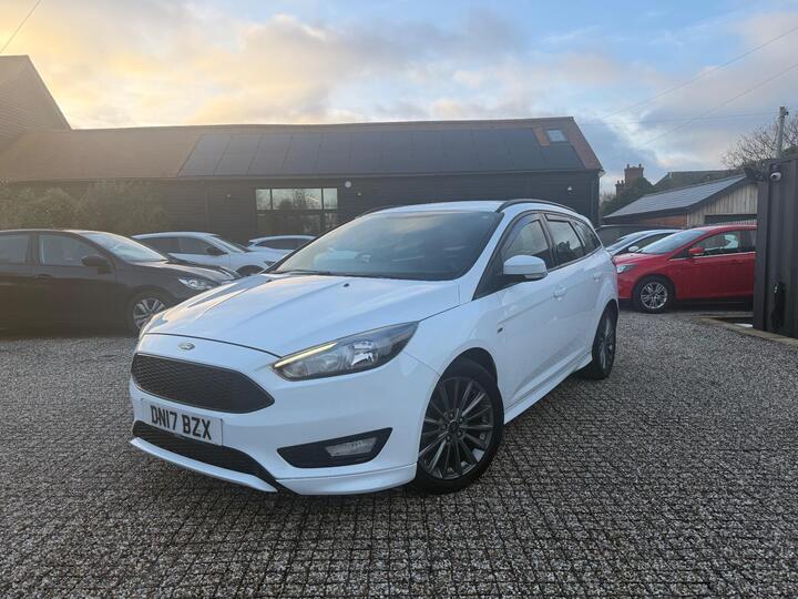 Ford Focus 1.0T EcoBoost ST-Line Euro 6 (s/s) 5dr