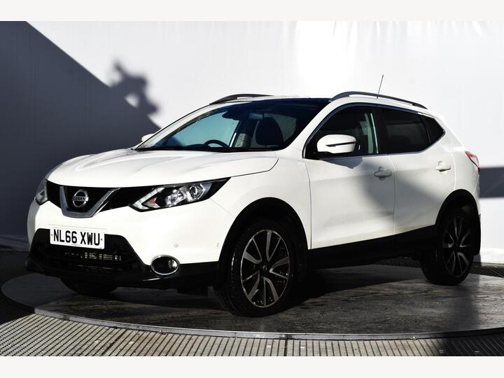 Nissan Qashqai 1.2 DIG-T Tekna XTRON 2WD Euro 6 (s/s) 5dr