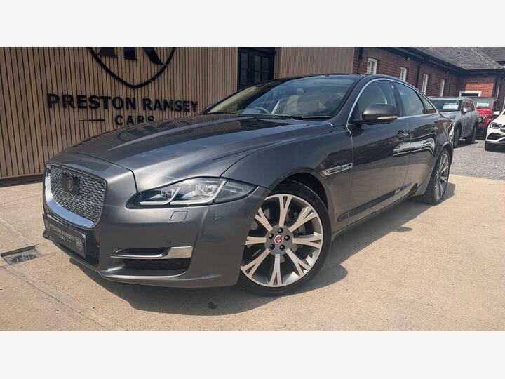 Jaguar XJ 3.0d V6 Portfolio Auto Euro 6 (s/s) 4dr