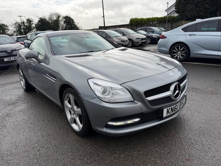 Mercedes-Benz SLK 1.8 SLK200 BlueEfficiency Edition 125 G-Tronic+ Euro 5 (s/s) 2dr Mercedes-Benz SLK 1.8 SLK200 BlueEfficiency Edition 125 G-Tronic+ Euro 5 (s/s) 2dr