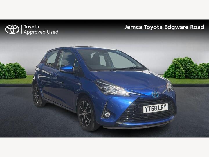 Toyota Yaris 1.5 VVT-h Icon Tech E-CVT Euro 6 (s/s) 5dr