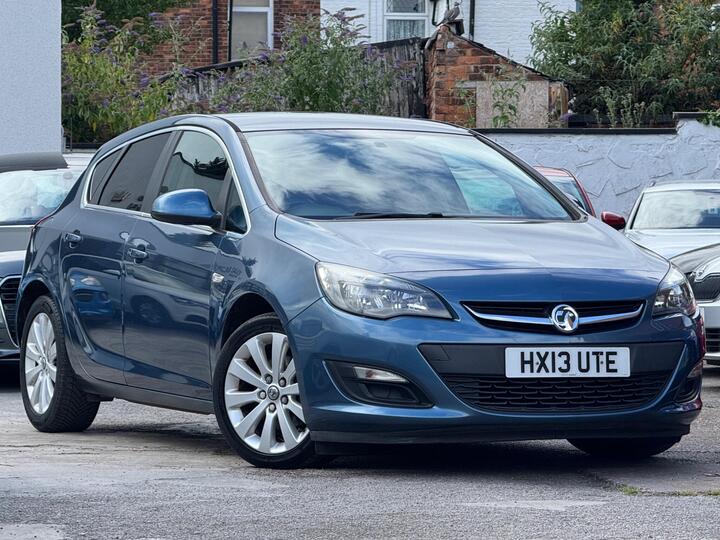 Vauxhall Astra 1.7 CDTi EcoFLEX Tech Line Euro 5 (s/s) 5dr
