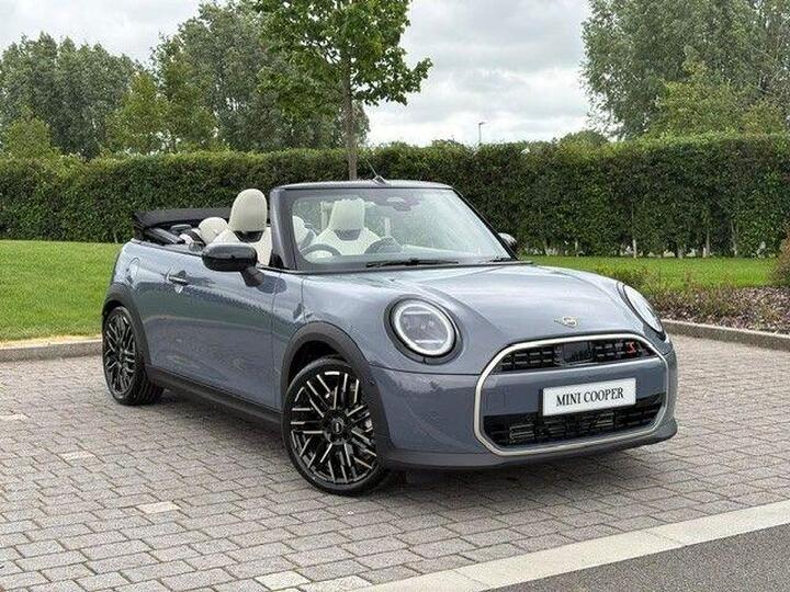 MINI Cooper Convertible 2.0S Exclusive Steptronic Euro 6 (s/s) 2dr