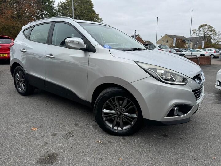 Hyundai IX35 1.7 CRDi SE Euro 5 (s/s) 5dr Hyundai IX35 1.7 CRDi SE Euro 5 (s/s) 5dr