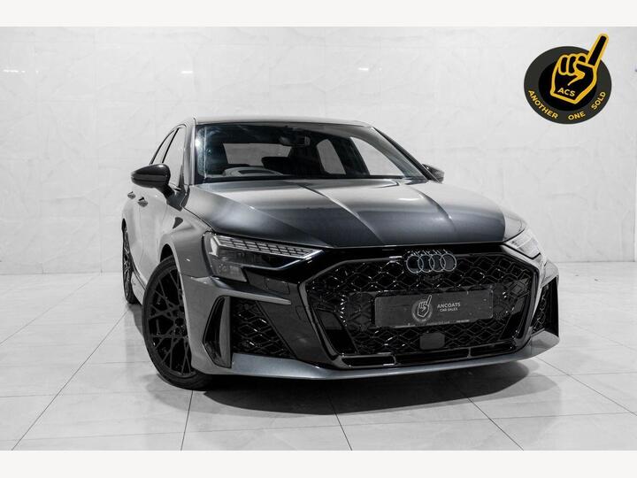 Audi RS3 2.5 TFSI Carbon Vorsprung S Tronic Quattro Euro 6 (s/s) 4dr