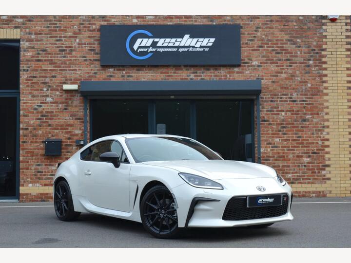 Toyota GR86 2.4 Boxer D-4S Euro 6 2dr