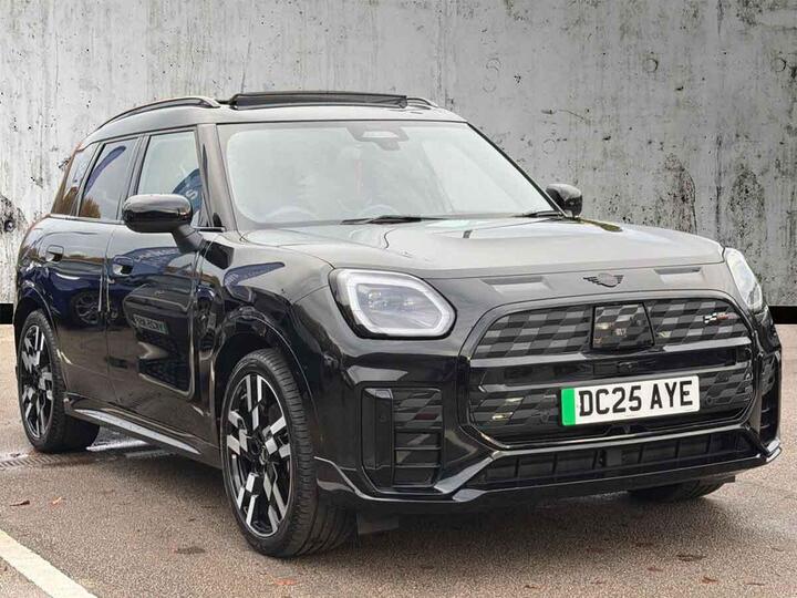 MINI Countryman SE 66.5kWh Sport Auto ALL4 5dr MINI Countryman SE 66.5kWh Sport Auto ALL4 5dr