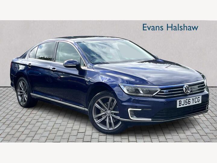 Volkswagen PASSAT SALOON 1.4 TSI GTE DSG Euro 6 (s/s) 4dr Volkswagen PASSAT SALOON 1.4 TSI GTE DSG Euro 6 (s/s) 4dr