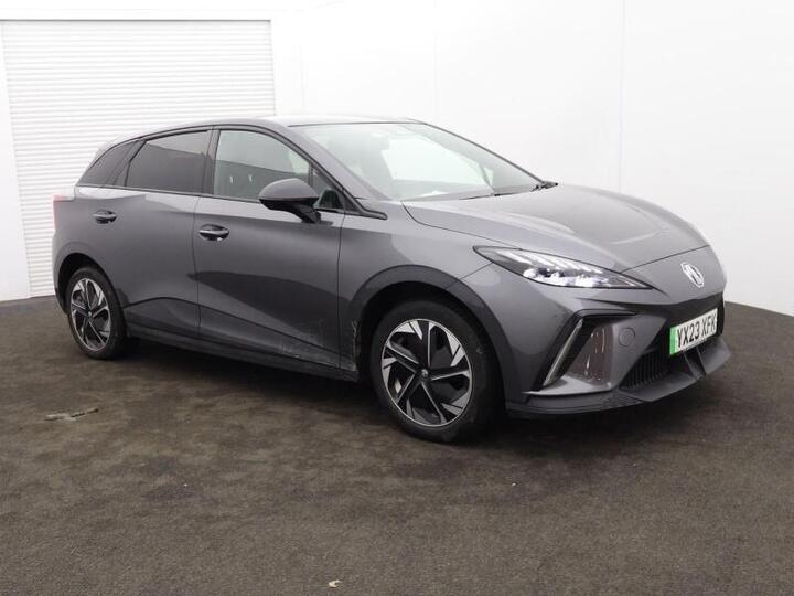 MG MG4 64kWh Trophy Long Range Auto 5dr