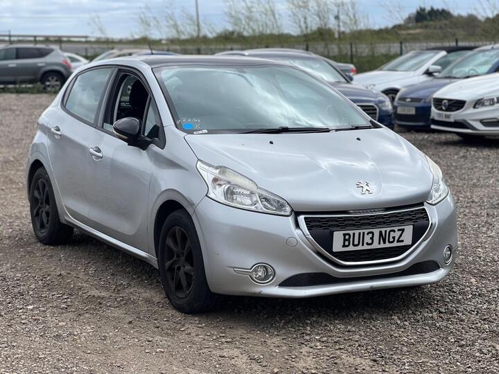 Peugeot 208 1.0 VTi Active Euro 5 5dr