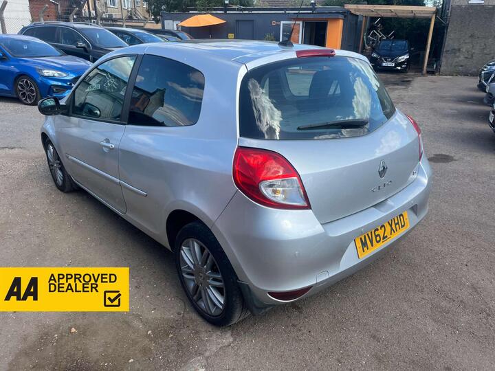 Renault CLIO 1.2 TCe Dynamique TomTom Euro 5 3dr