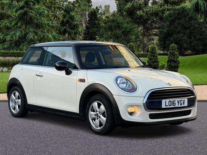 MINI Hatch 1.5 Cooper Auto Euro 6 (s/s) 3dr