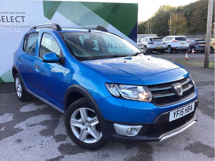 Dacia Sandero Stepway 0.9 TCe Laureate Euro 5 5dr Dacia Sandero Stepway 0.9 TCe Laureate Euro 5 5dr