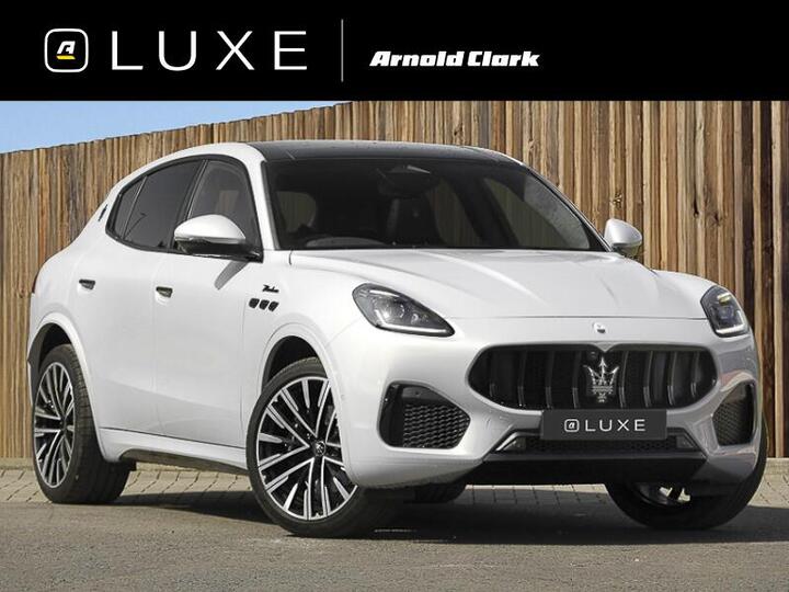 Maserati Grecale 2.0 MHEV Modena ZF 4WD Euro 6 (s/s) 5dr Maserati Grecale 2.0 MHEV Modena ZF 4WD Euro 6 (s/s) 5dr