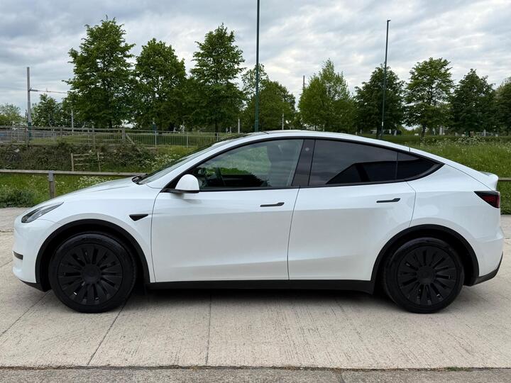 Tesla Model Y Auto RWD 5dr