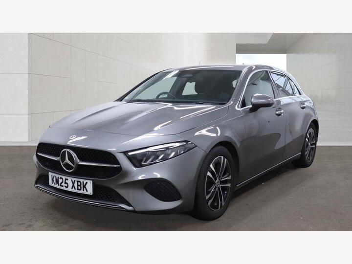 Mercedes-Benz A Class 1.3 A180h MHEV Sport (Executive) 7G-DCT Euro 6 (s/s) 5dr Mercedes-Benz A Class 1.3 A180h MHEV Sport (Executive) 7G-DCT Euro 6 (s/s) 5dr