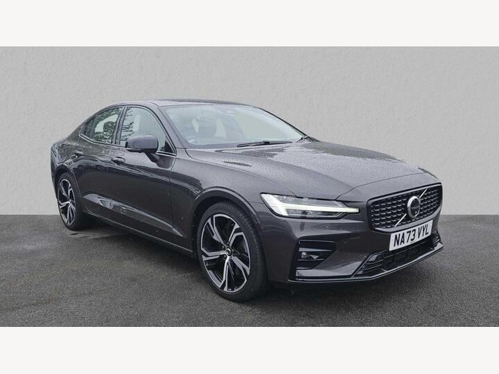 Volvo S60 2.0 B5 MHEV Plus Auto AWD Euro 6 (s/s) 4dr